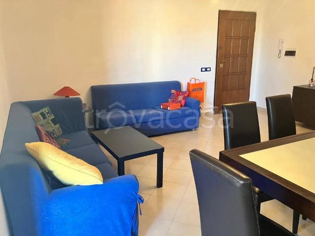 Appartamento in affitto a Latina via Teano, arredato, box, balcone TrovaCasa