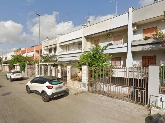 Appartamento in affitto a Lecce LE