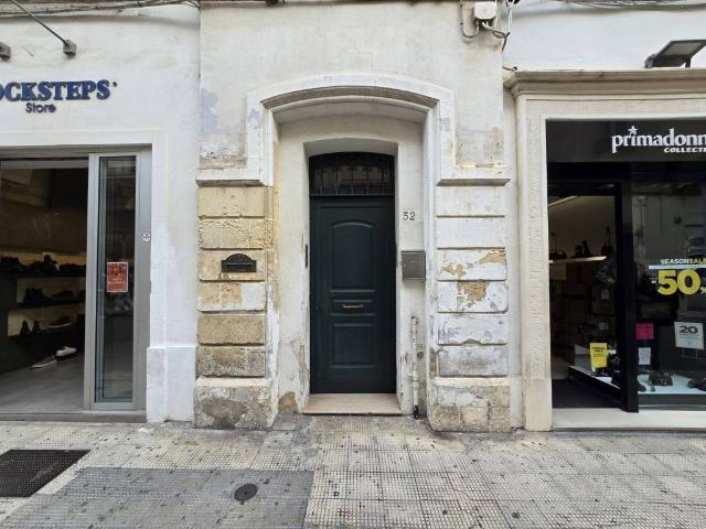 Appartamento in affitto a Lecce via Salvatore Trinchese, centrale, senza ascensore, luminoso TrovaCasa