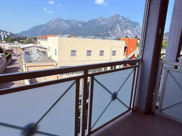 Appartamento in affitto a Lecco LC