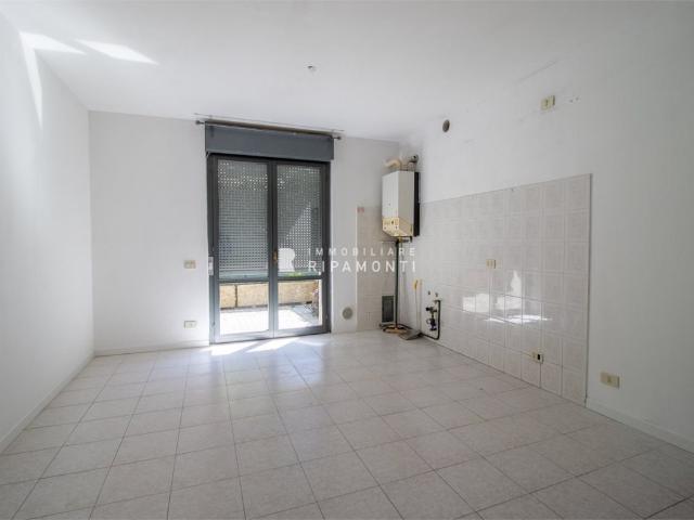 Appartamento in affitto a Lecco lecco, non arredato/vuoto, giardino privato, box TrovaCasa