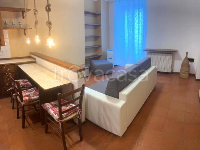 Appartamento in affitto a Lecco via mascari, arredato TrovaCasa