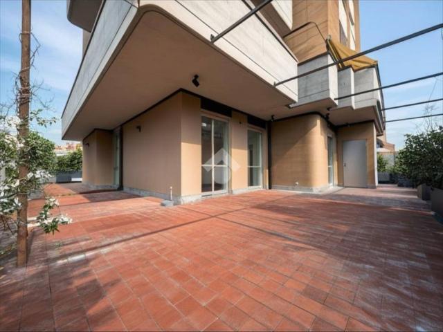 Appartamento in affitto a Legnano corso italia, 52, non arredato/vuoto, box, terrazzo TrovaCasa