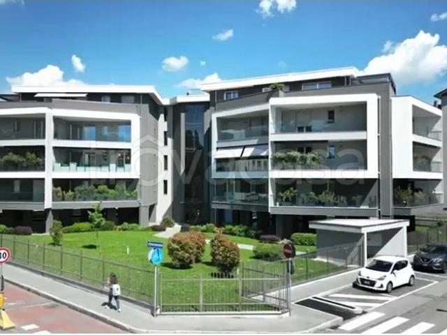 Appartamento in affitto a Legnano via Antonio Cantore, non arredato/vuoto, box, terrazzo TrovaCasa