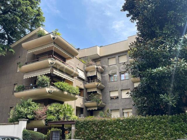 Appartamento in affitto a Legnano via Pietro Micca, 20, arredato, box, terrazzo TrovaCasa