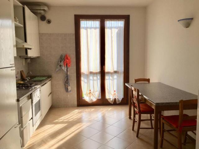 Appartamento in affitto a Legnaro via Romea, arredato, terrazzo, balcone TrovaCasa