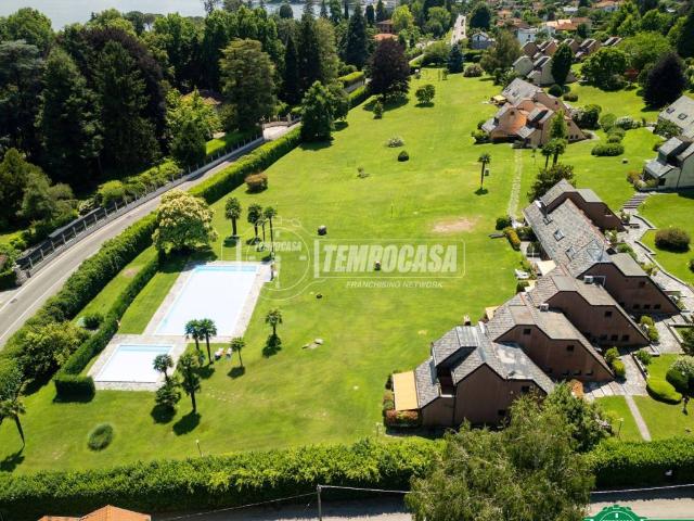 Appartamento in affitto a Lesa traversa di Via Sempione 10, arredato, giardino, posto auto TrovaCasa