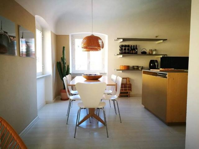 Appartamento in affitto a Lerici SP