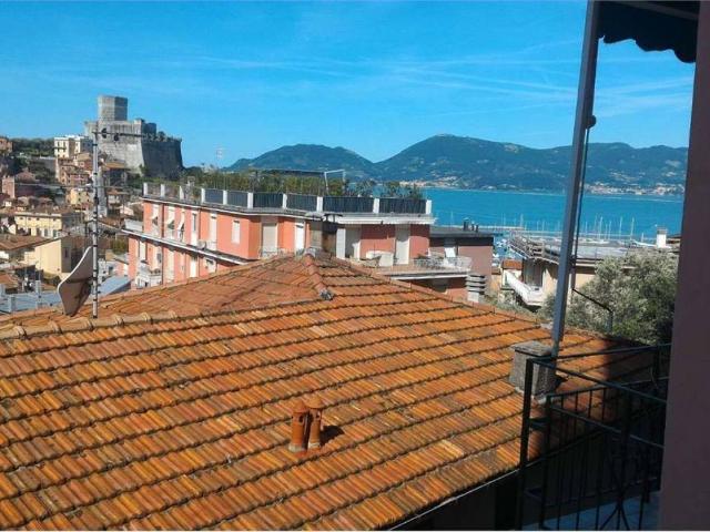 Appartamento in affitto a Lerici SP