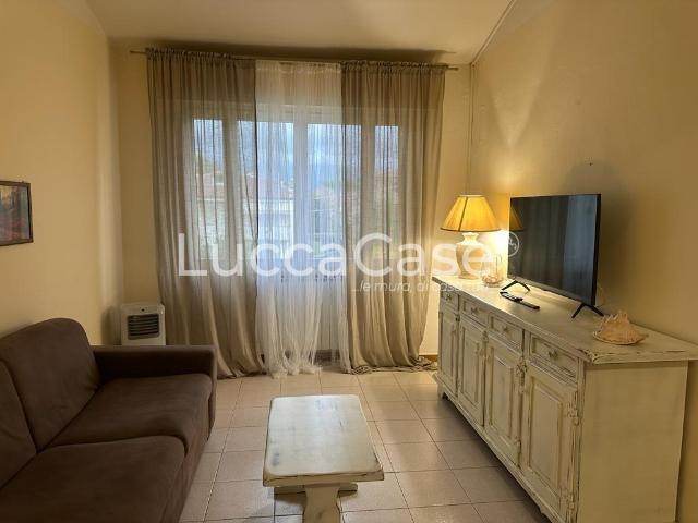 Appartamento in affitto a Lido di Camaiore Camaiore