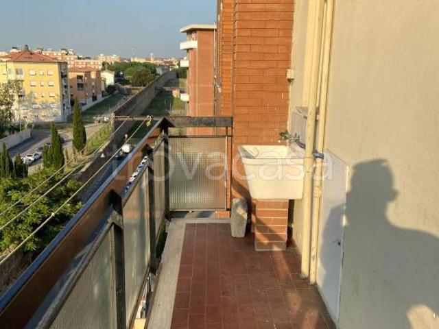 Appartamento in affitto a Livorno via della Bastia, Pontino Bastia