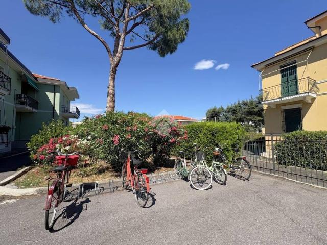 Appartamento in affitto a Loano SV