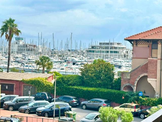 Appartamento in affitto a Loano SV
