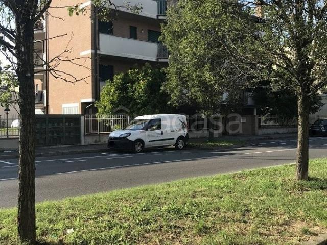 Appartamento in affitto a Lodi via Felice Cavallotti, 31, arredato, posto auto, ascensore TrovaCasa