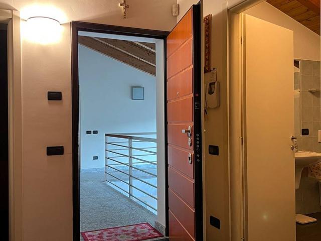 Appartamento in affitto a Lomazzo CO
