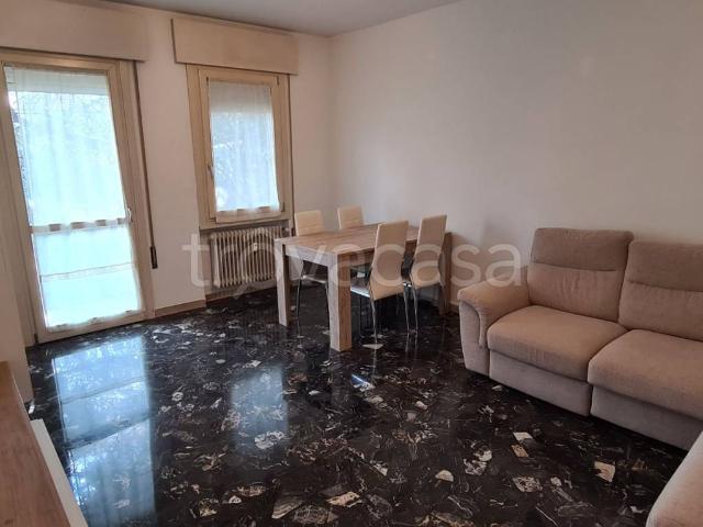 Appartamento in affitto a Padova via Antonio Angelieri, arredato, box, libero subito TrovaCasa