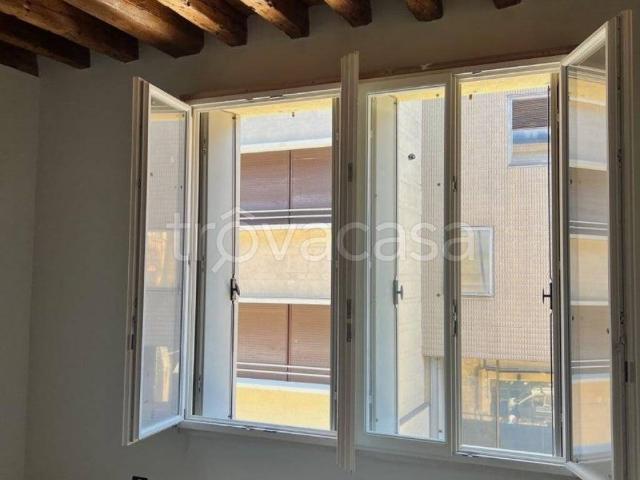 Appartamento in affitto a Padova via Altinate, 46, box, nuova costruzione, parzialmente arredato TrovaCasa