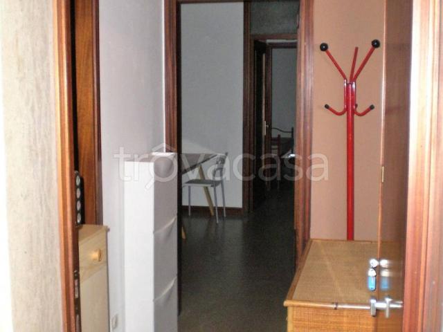 Appartamento in affitto a Padova via Altichieri da Zevio, arredato, terrazzo, balcone TrovaCasa