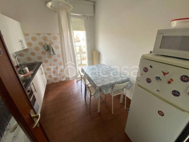 Appartamento in affitto a Padova via Altichieri da Zevio, arredato, terrazzo, balcone TrovaCasa