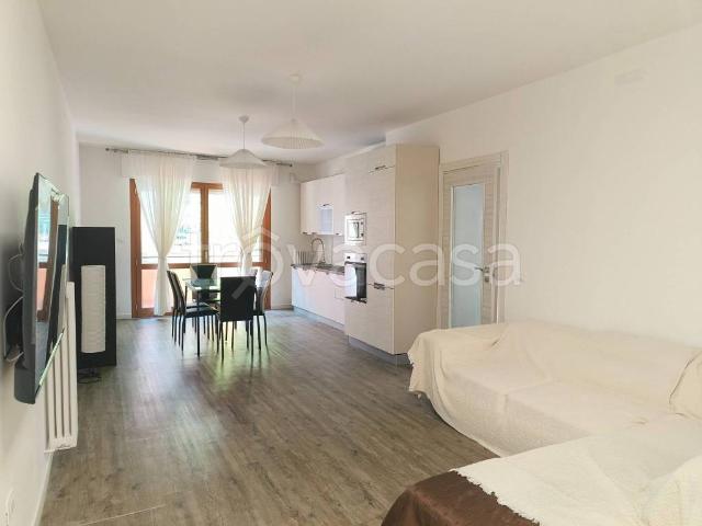 Appartamento in affitto a Padova via Giovanni Battista Ferro, 1, arredato, terrazzo, lavatrice TrovaCasa