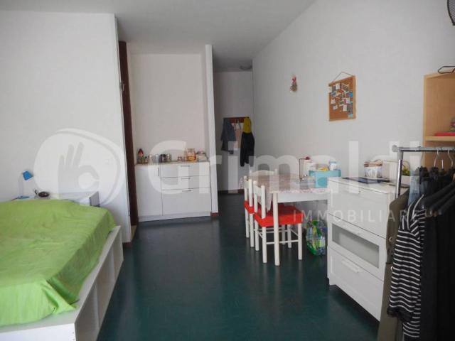 Appartamento in affitto a Padova via Giovanni Battista Tiepolo, arredato, lavatrice, balcone TrovaCasa