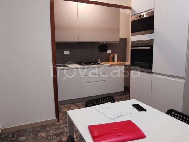 Appartamento in affitto a Padova via Girolamo Muzio, arredato, box, riscaldamento centralizzato TrovaCasa