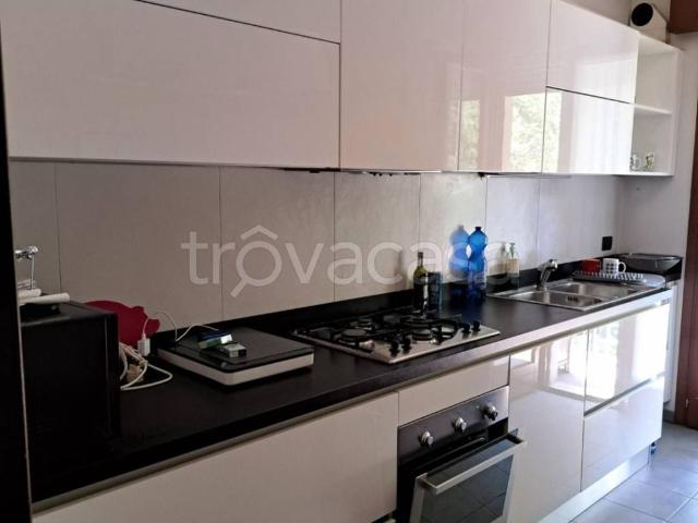 Appartamento in affitto a Padova via Jacopo della Quercia, arredato, box, terrazzo TrovaCasa