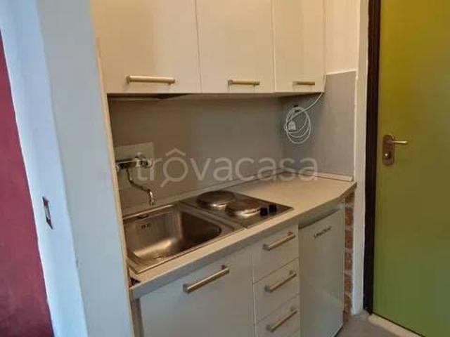 Appartamento in affitto a Padova via Ognissanti, arredato, lavatrice, bagno finestrato TrovaCasa