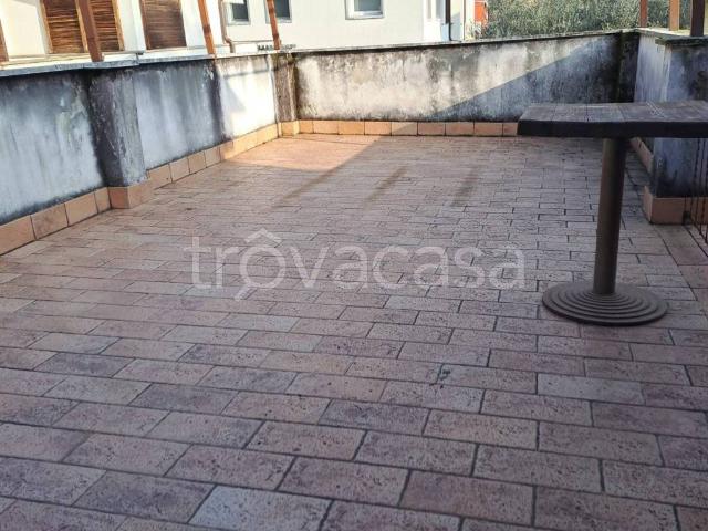 Appartamento in affitto a Padova via Tiziano Aspetti, 145, arredato, giardino privato, lavatrice TrovaCasa
