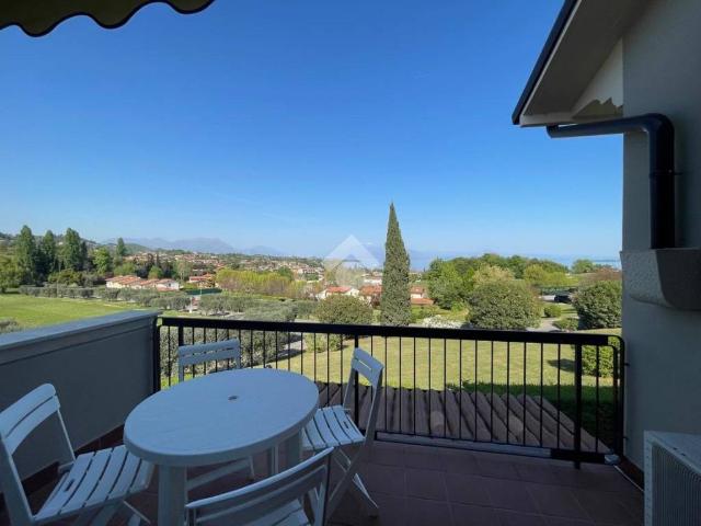 Appartamento in affitto a Padenghe sul Garda via prais, 1, arredato, terrazzo, vista lago TrovaCasa