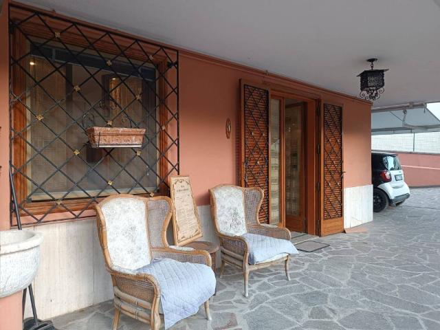 Appartamento in affitto a Padenghe sul Garda BS