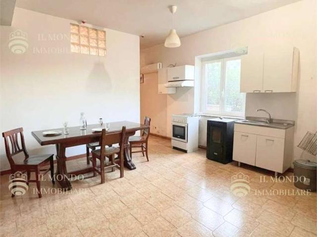Appartamento in affitto a Palombara Sabina RM