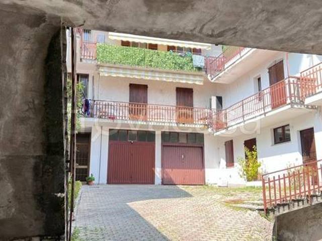 Appartamento in affitto a Palazzago via Ca' Curti, arredato, box, vicinanze negozi TrovaCasa