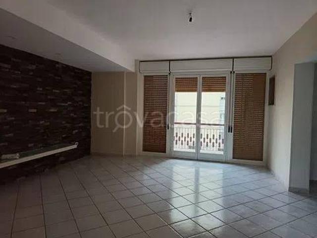Appartamento in affitto a Palermo, non arredato/vuoto, ascensore, doppia esposizione TrovaCasa