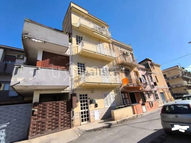 Appartamento in affitto a Palermo neighbourhood: Partanna, ascensore, balcone, cucina a vista TrovaCasa