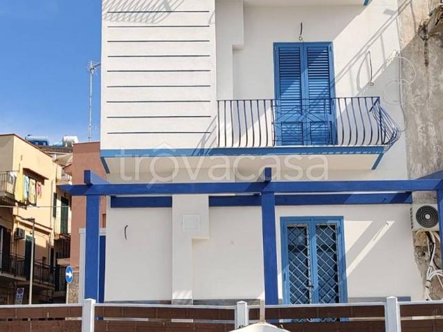 Appartamento in affitto a Palermo piazza Marina di Sferracavallo, arredato, aria condizionata, luminoso TrovaCasa