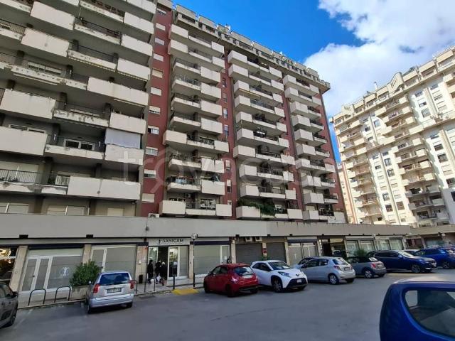 Appartamento in affitto a Palermo piazzale del Fante, 22, arredato, posto auto, terrazzo TrovaCasa