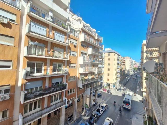 Appartamento in affitto a Palermo via Marchese di Roccaforte, 66, arredato, doppia esposizione, luminoso TrovaCasa