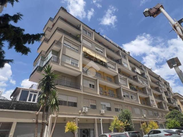 Appartamento in affitto a Palermo via Antonino Pecoraro, 48, non arredato/vuoto, balcone TrovaCasa