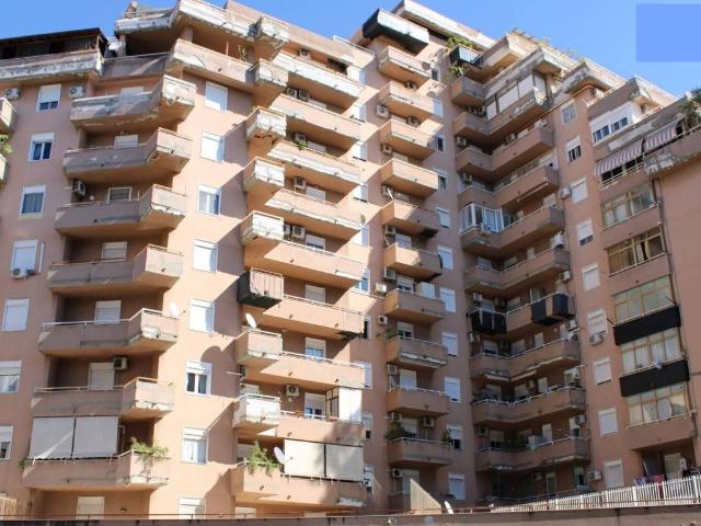 Appartamento in affitto a Palermo via Carlo Goldoni, 9, arredato, centrale, cucina abitabile TrovaCasa