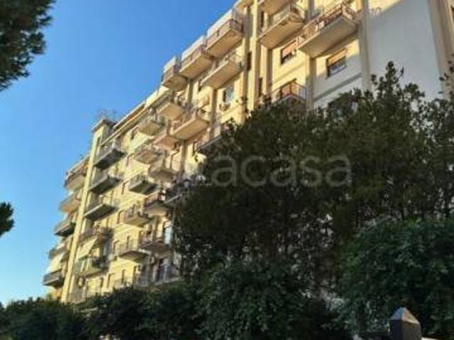 Appartamento in affitto a Palermo via Cristofaro Scobar, 24, non arredato/vuoto, ascensore, balcone TrovaCasa