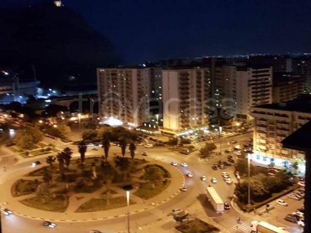 Appartamento in affitto a Palermo via Resuttana, 354, arredato, terrazzo, vista mare TrovaCasa