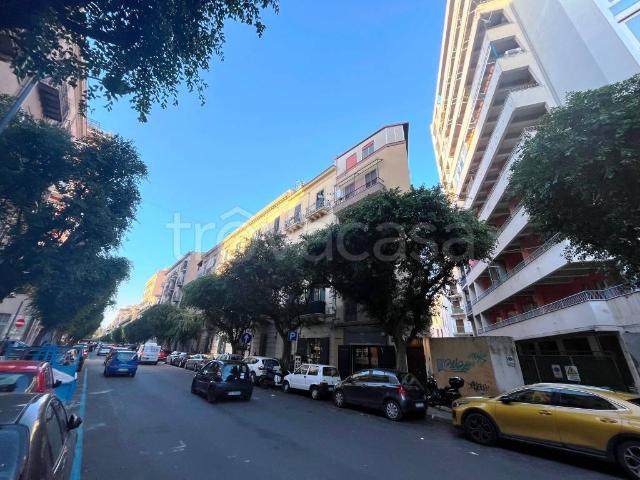 Appartamento in affitto a Palermo via Sammartino, 27/a, arredato, riscaldamento autonomo, balcone TrovaCasa