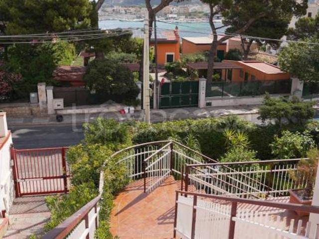 Appartamento in affitto a Palermo via Tito Maccio Plauto, 6, Sferracavallo Barcarello
