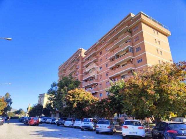 Appartamento in affitto a Palermo via Trapani Pescia, 61, arredato, lavanderia, balcone TrovaCasa