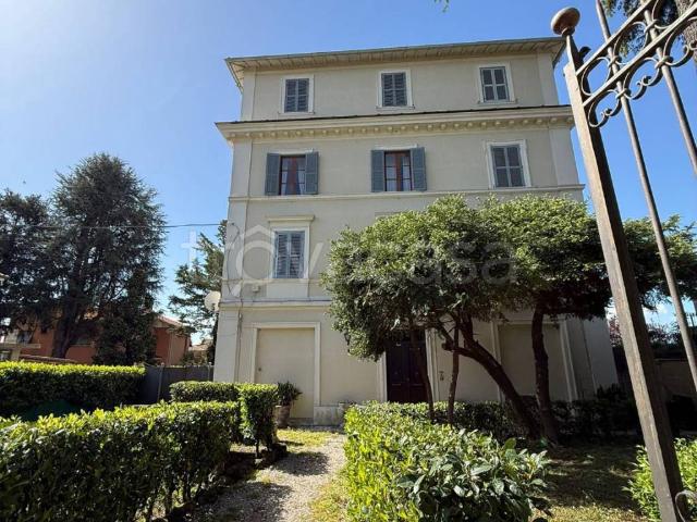 Appartamento in affitto a Palestrina via della Martuccia, non arredato/vuoto, caminetto, ristrutturato TrovaCasa