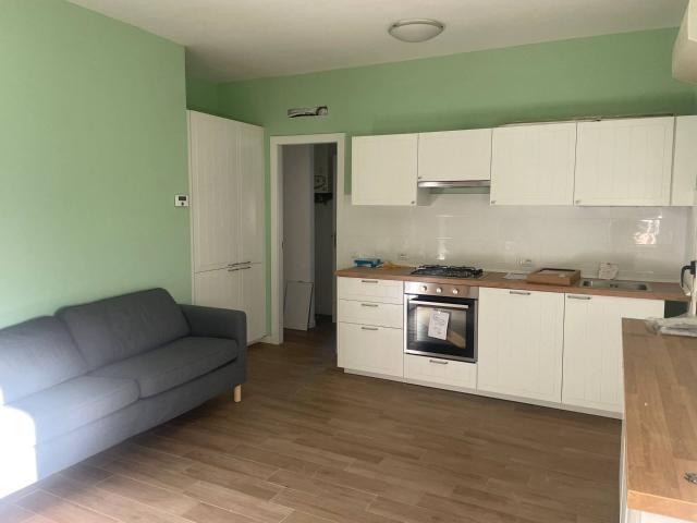 Appartamento in affitto a Parma, Montanara