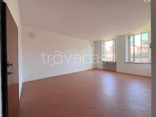 Appartamento in affitto a Parma borgo Bruno Longhi, riscaldamento autonomo, ascensore, centrale TrovaCasa
