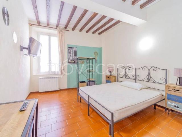 Appartamento in affitto a Parma borgo della Posta, 23, arredato, centrale, vicinanze negozi TrovaCasa