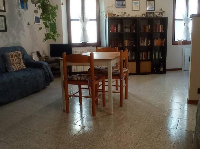 Appartamento in affitto a Parma, Centro storico